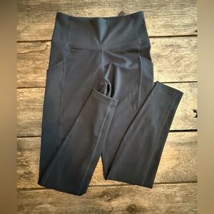 FIGS black Performance 300 leggings XS